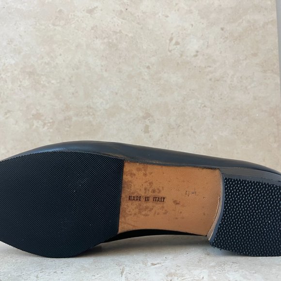 Salvatore Ferragamo Black Leather Loafers with Emblem, EU size 37 - Picture 5 of 6